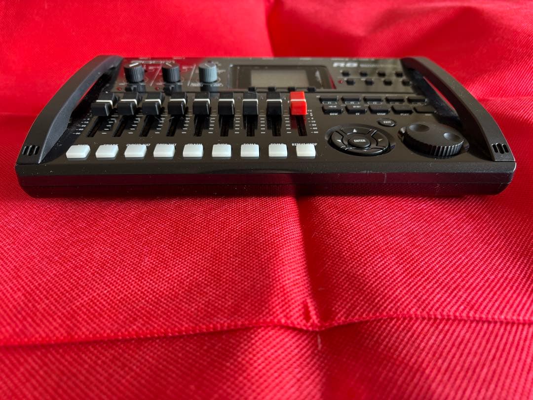 ZOOM M8 マルチトラックレコーダー
