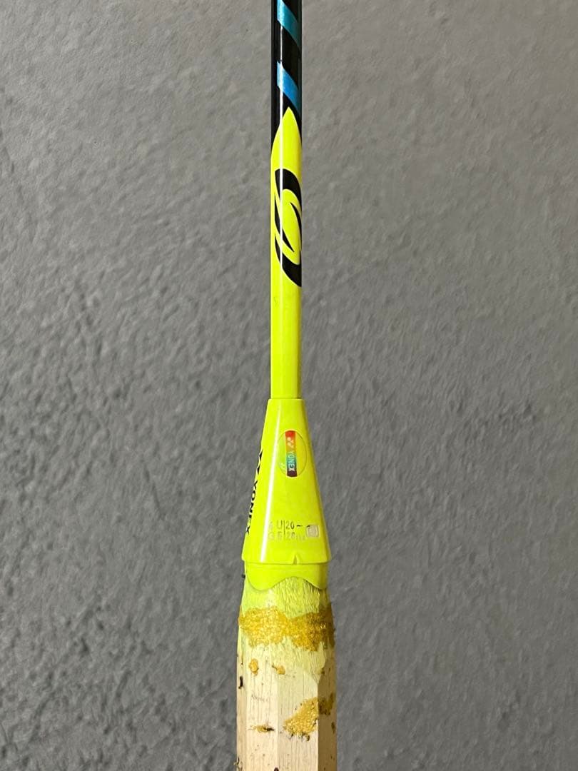 YONEX アストロクス77 4UG5