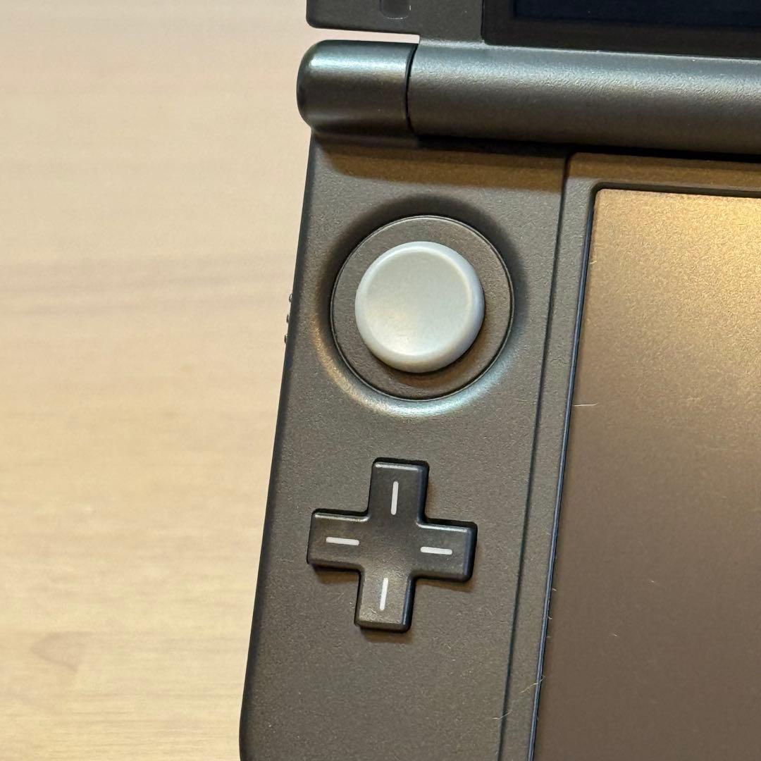 6-030 ニンテンドー3DS LL レッド×ブラック 箱付き