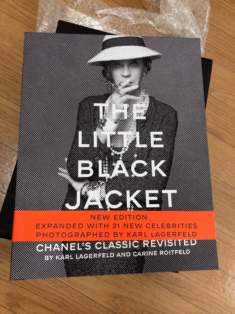 THE LITTLE BLACK JACKET 新版