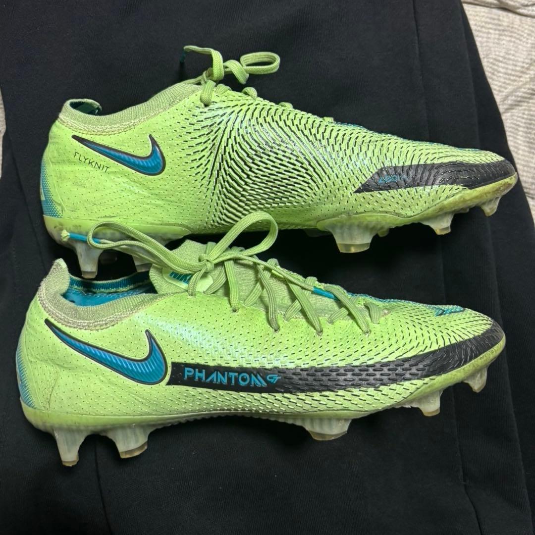 NIKEサッカースパイクファントムGT FG