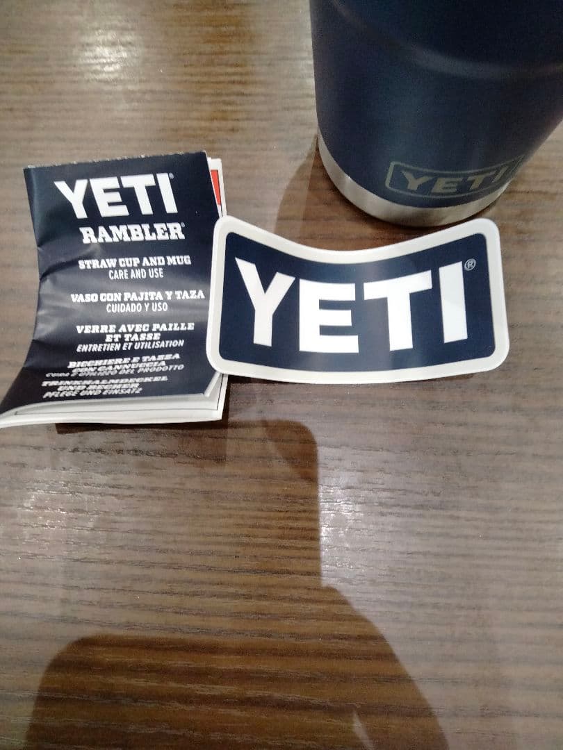 ☆YETI Rambler 25 ozネイビー☆ストロー付きマグ新品未使用品