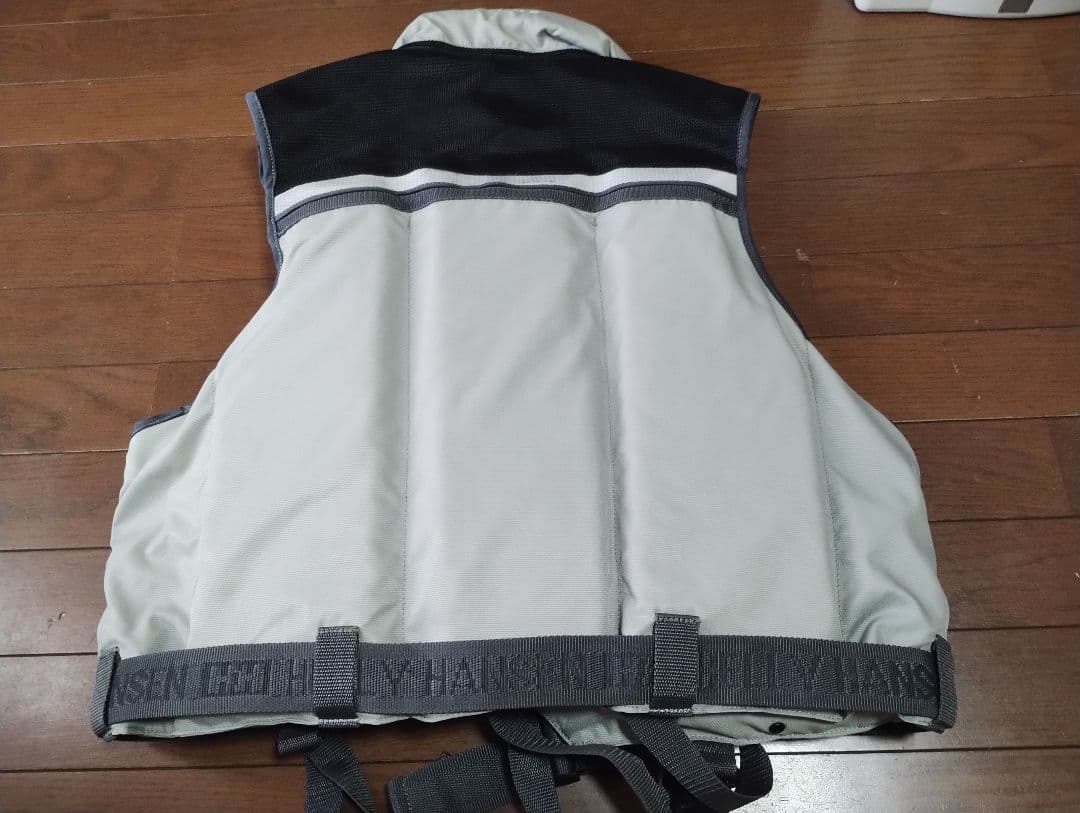 Helly Hansen ANGLER ライフジャケット　Mサイズ