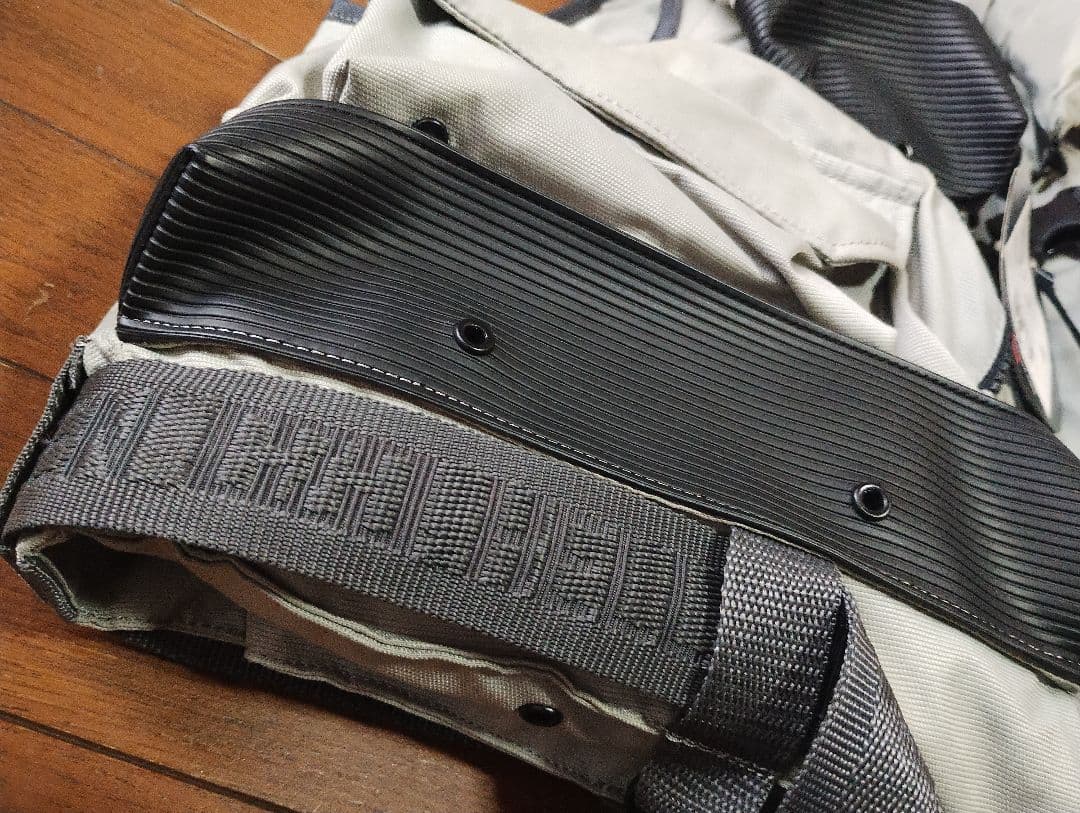 Helly Hansen ANGLER ライフジャケット　Mサイズ