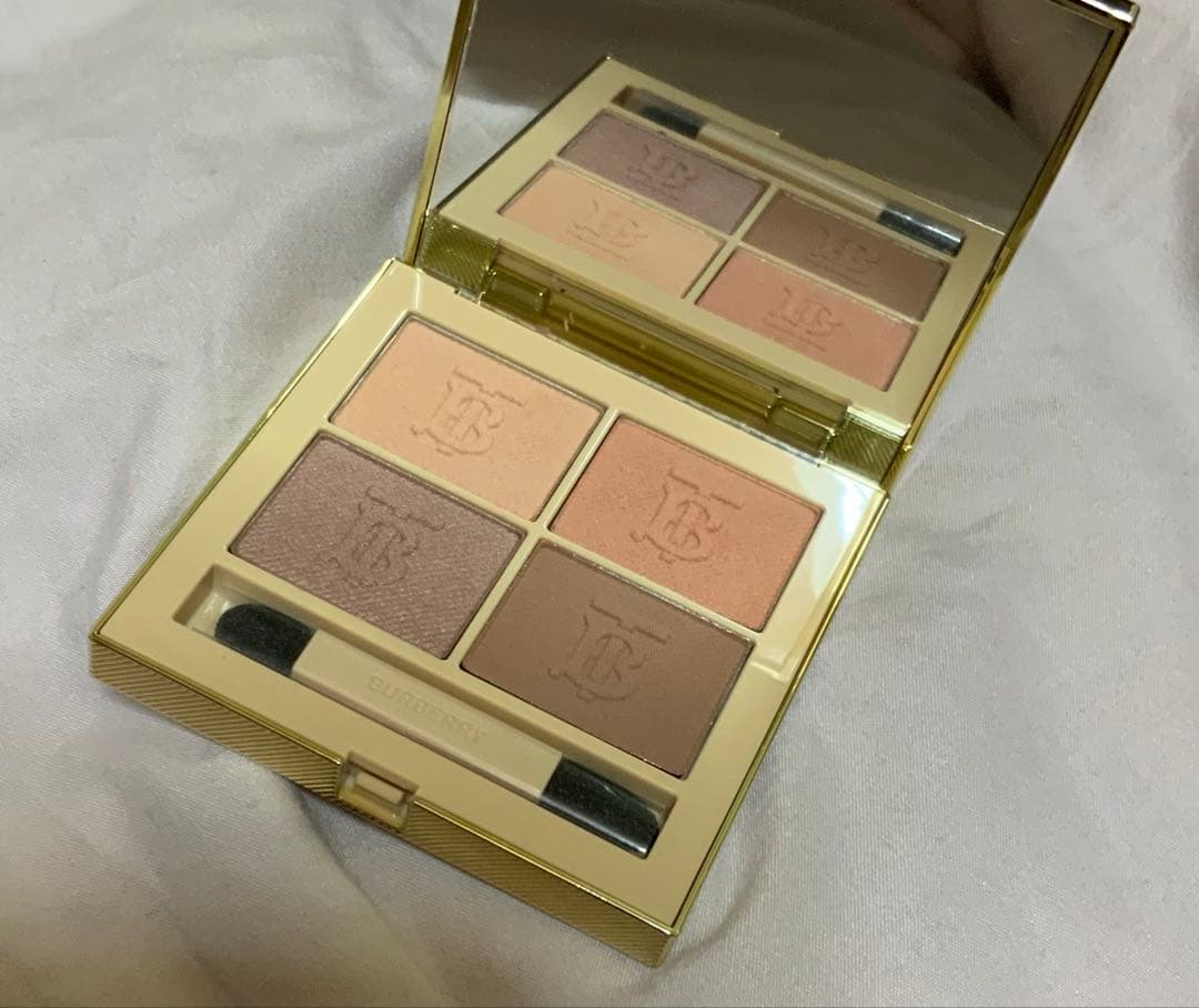 BURBERRY　アイ クアッド　01