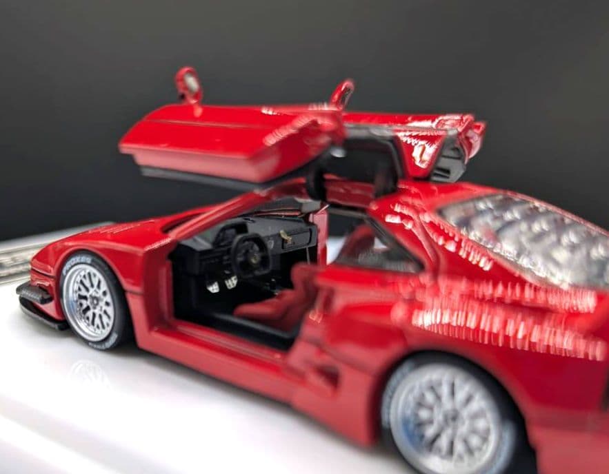 1/64 デーモンキング LBWK F40(ガルウイング開閉)　レッド