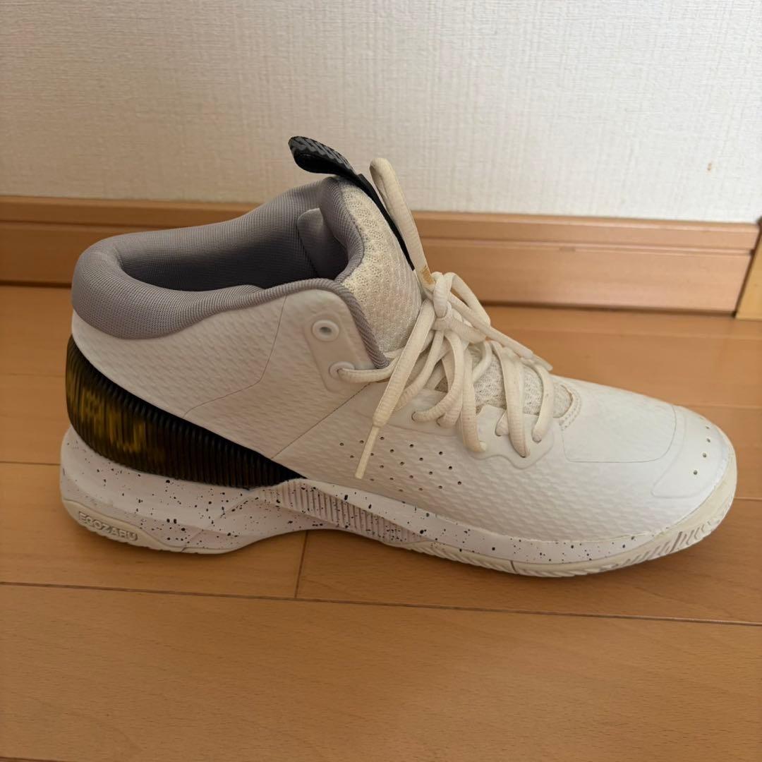 EGOZARU エゴザル バスケットボールシューズ エゴアウェイク ロー 28