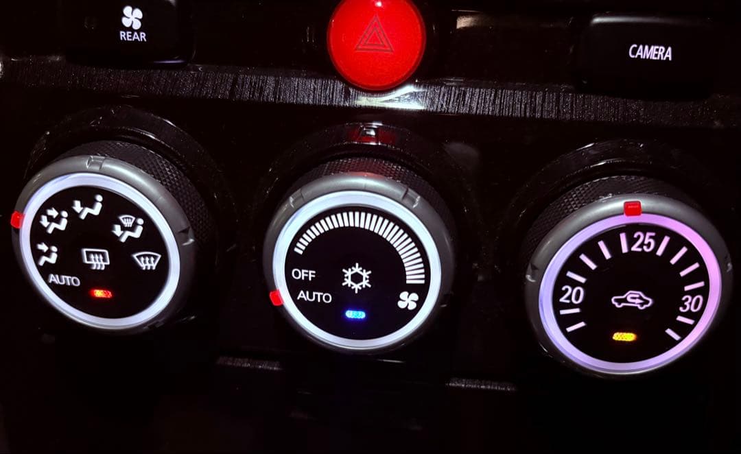 【USED】デリカ D5 前期 エアコン コントロール スイッチ LED打替品