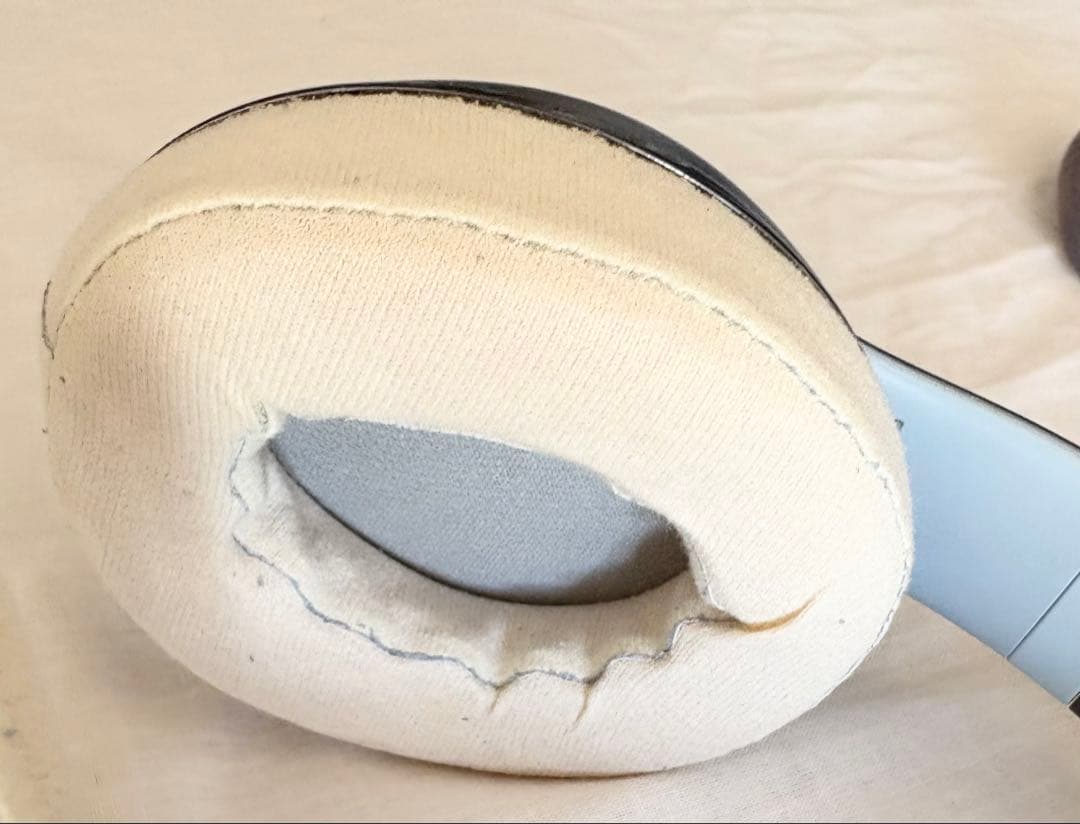 超￼美品 希少カラー Beats Studio Wireless メタリック