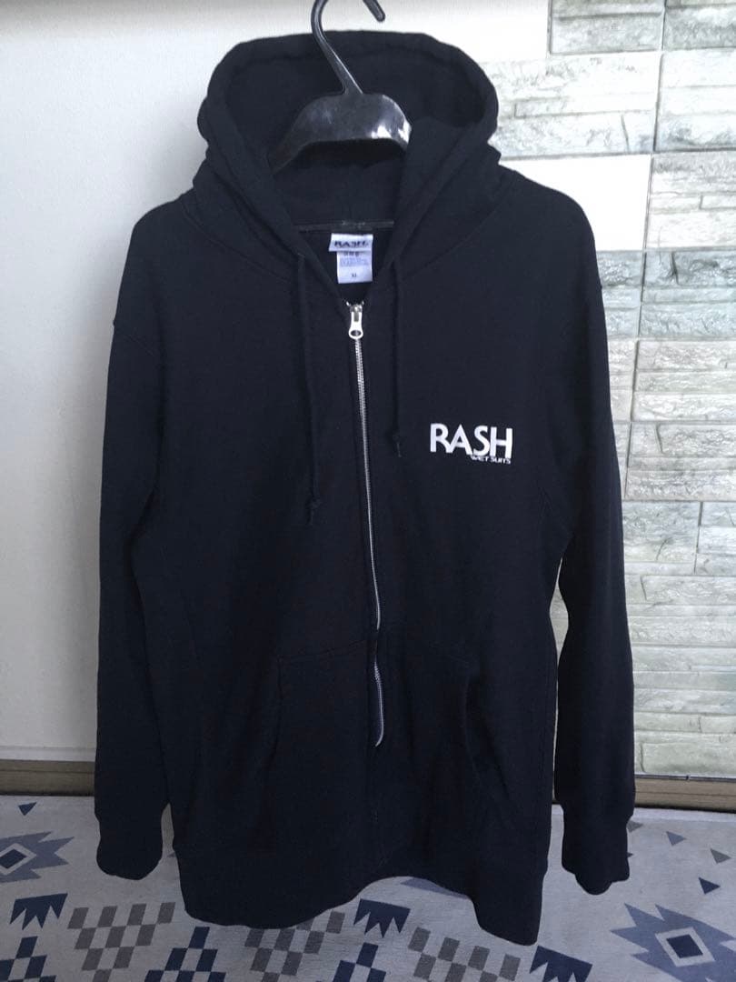 美品！ RASH WETSUITS 羽バック フルジップ XLパーカー