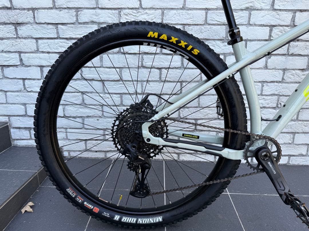 SANTA CRUZ Chameleon 7 AL 29インチ Sサイズ