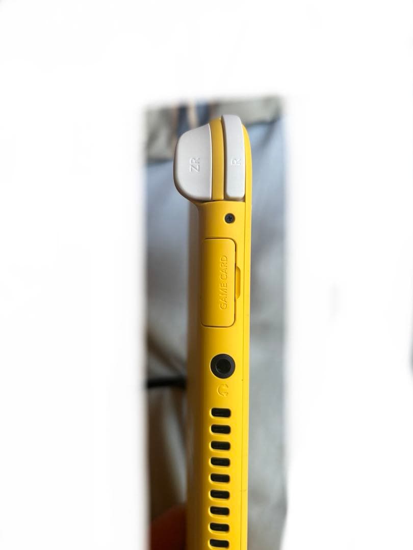 ニンテンドー　Switch Lite イエロー　本体のみ
