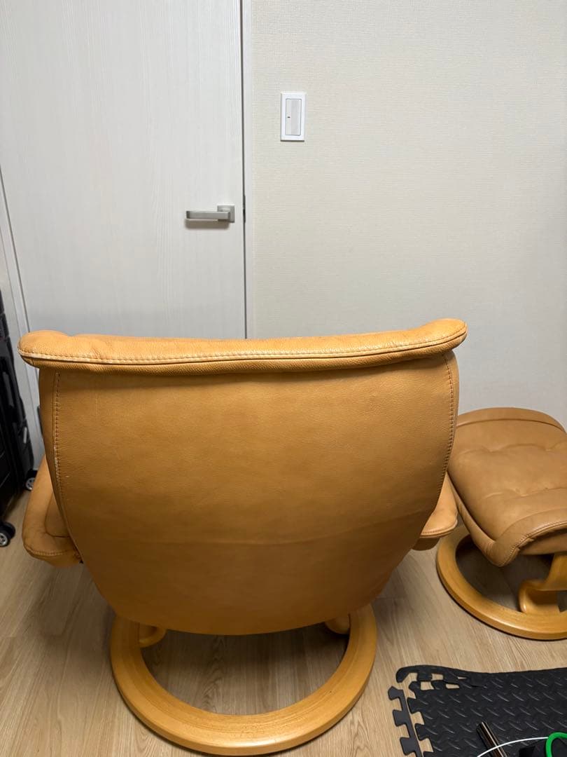 約50万円 Lサイズ 最高級ロイヤル エコーネス ストレスレスチェア①