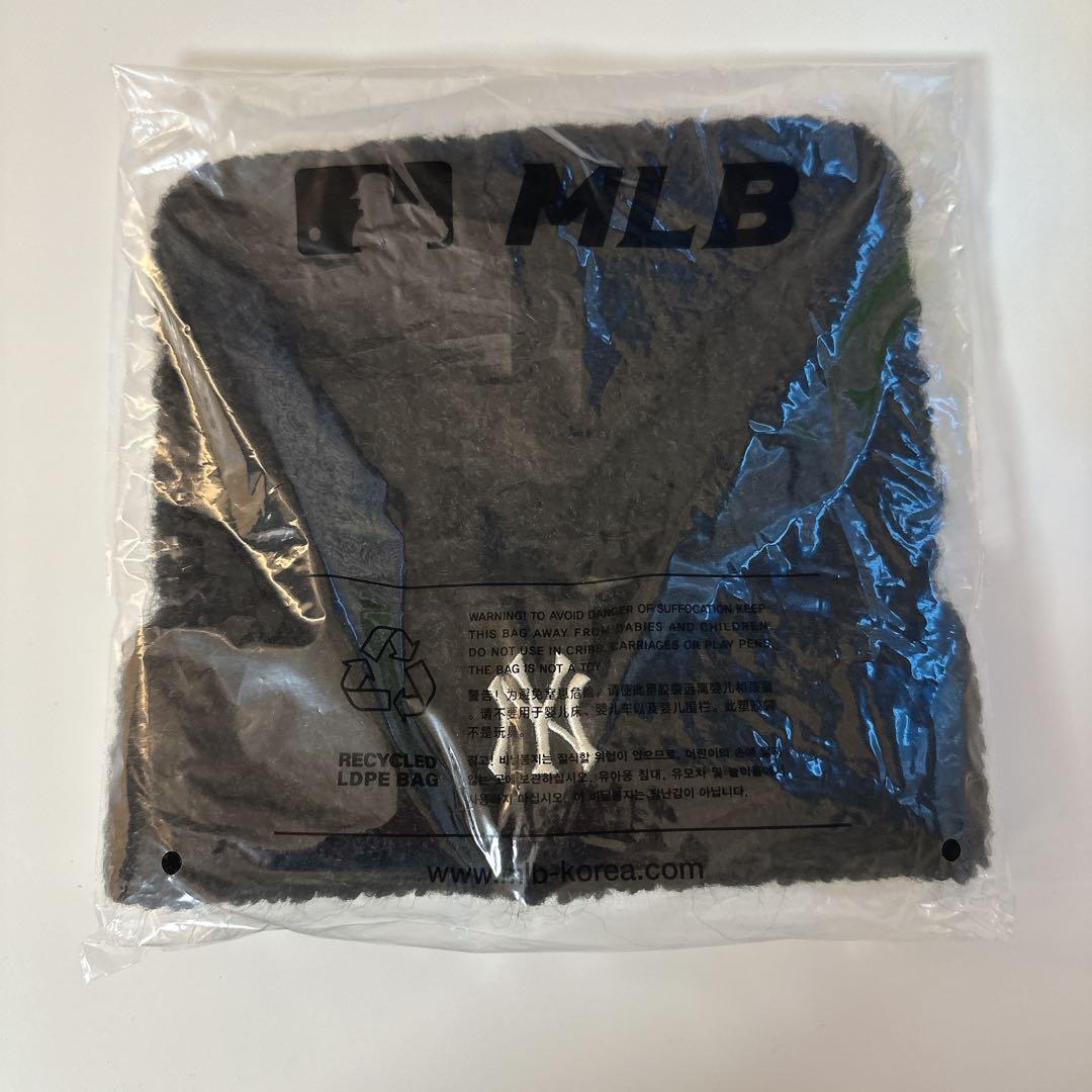 MLB KOREA 猫耳ニット帽 新品未開封 ビーニー 韓国限定 カリナ着用