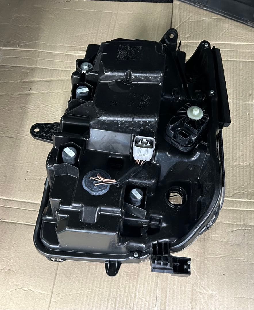 スズキエブリー　LEDヘッドライト　運転席側 DA17V