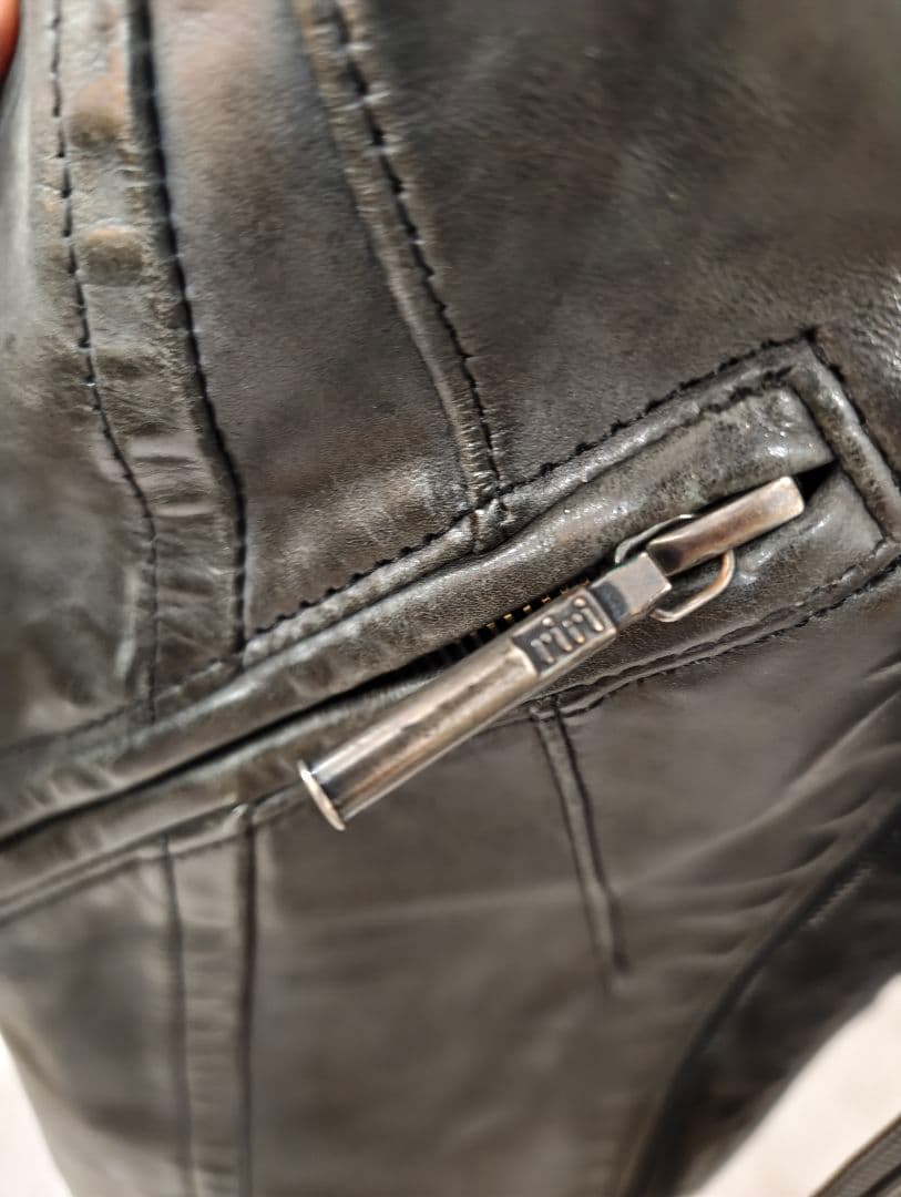 CALF SKIN レザーライダースJKT SISTERE