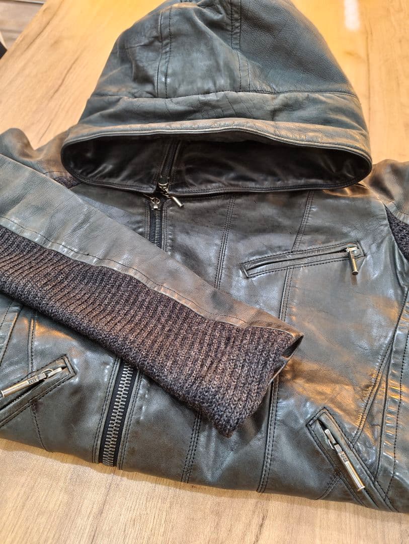 CALF SKIN レザーライダースJKT SISTERE