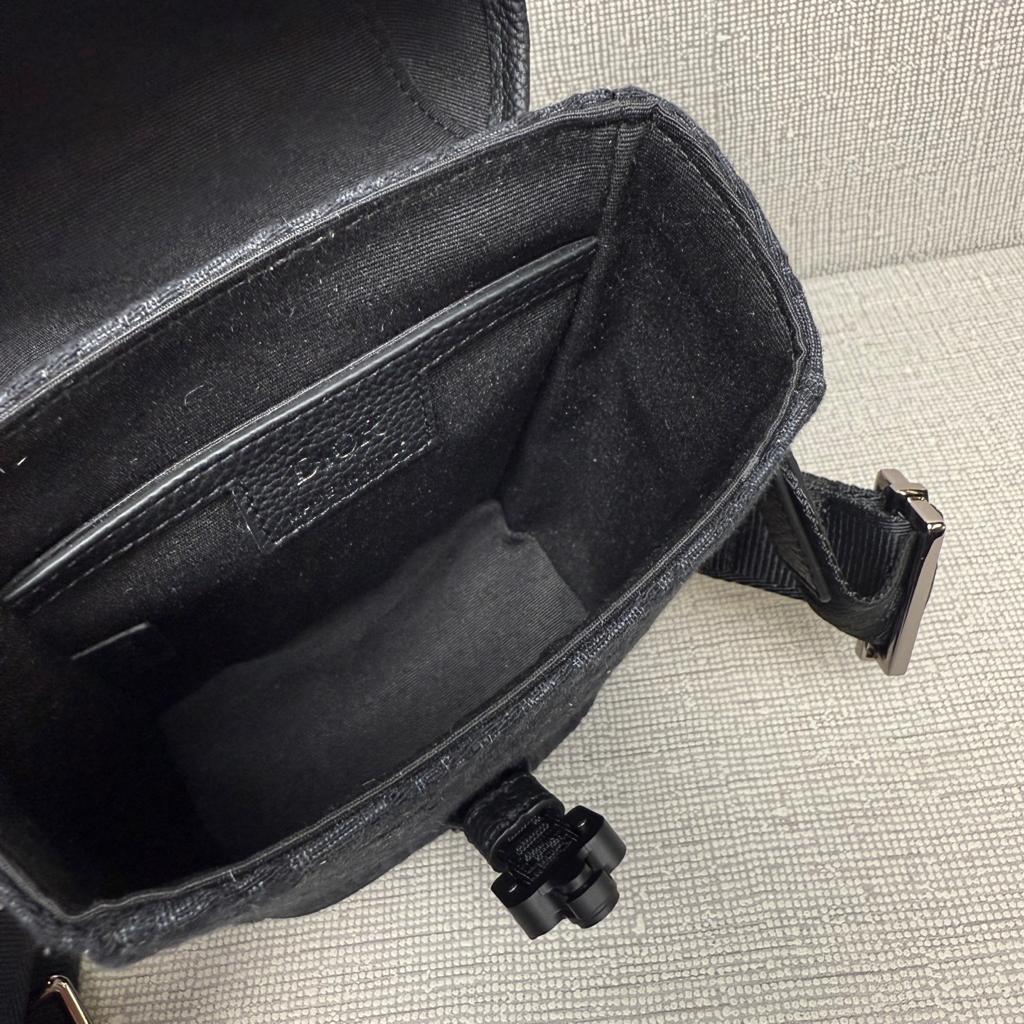 未使用 保管品✨ キャンバス × レザー　肩掛け　スマホショルダーバッグ