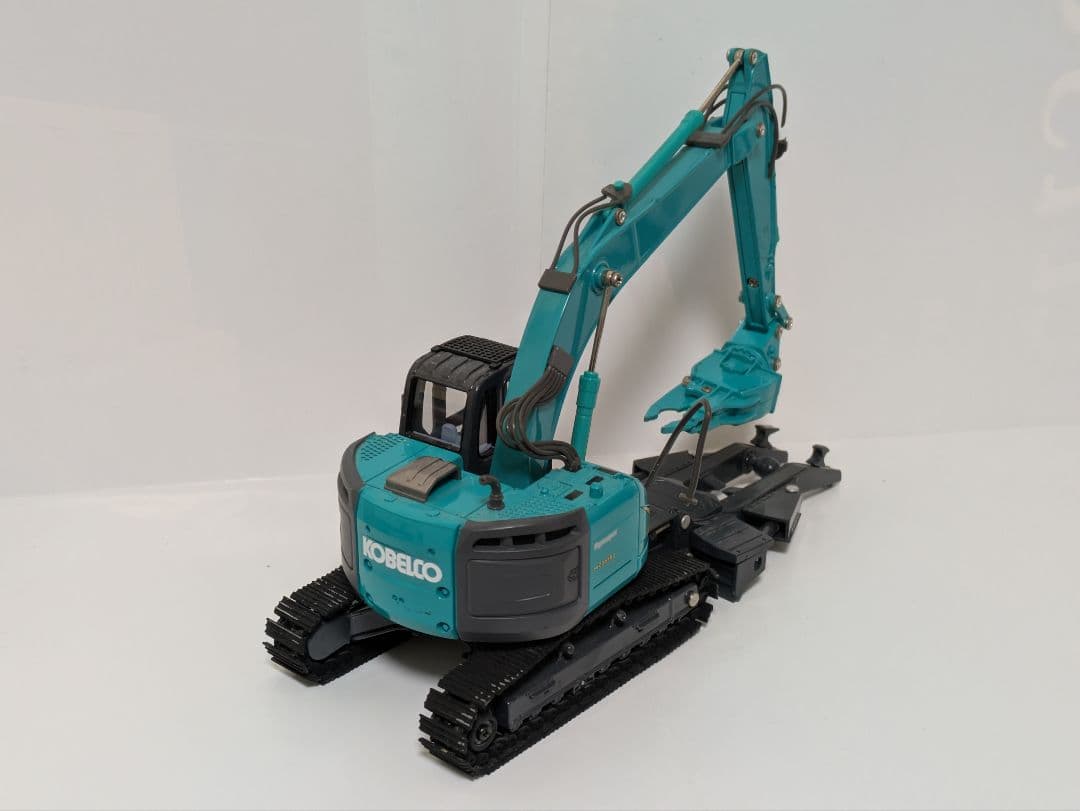 KOBELCO コベルコ 1/43 マルチ解体機 SK235SRD