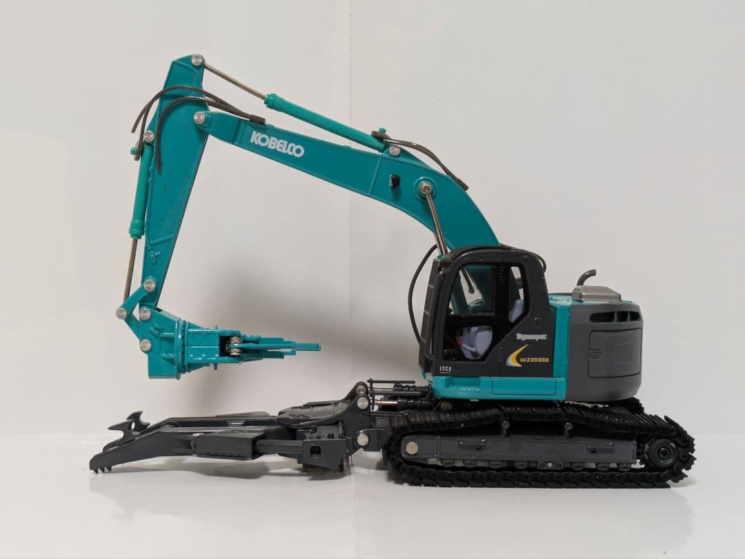 KOBELCO コベルコ 1/43 マルチ解体機 SK235SRD
