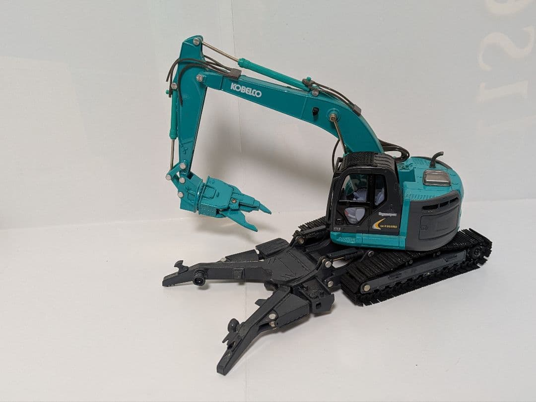 KOBELCO コベルコ 1/43 マルチ解体機 SK235SRD