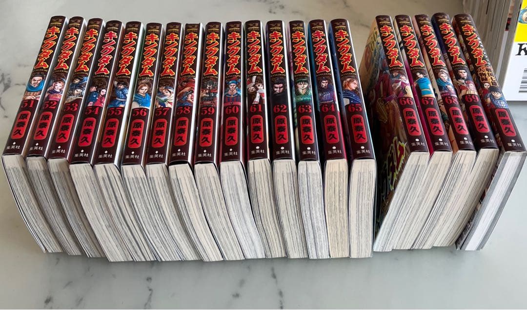 キングダム　第1巻から第69巻➕ 戦国七雄人物録　70冊セット　まとめ売り
