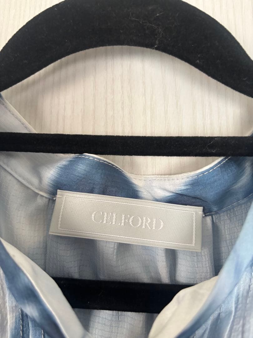 CELFORD ミューテッドフローラルプリントワンピース 本日のみゲリラSALE