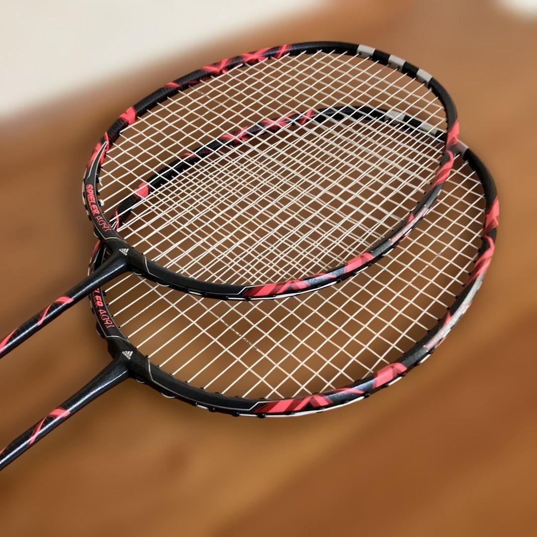 【美品】SPIELER A091 バドミントンラケット 黒/赤2本まとめ売り
