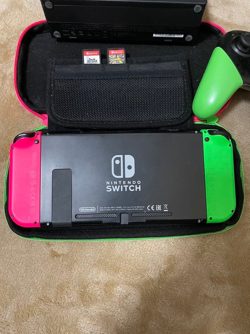 Nintendo Switch 本体　プロコン、大乱闘&スプラ3つき