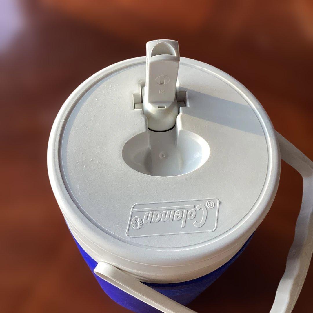 《サーモスス&象印ステンレスボトル》《コールマン2／1GALLON JUG》