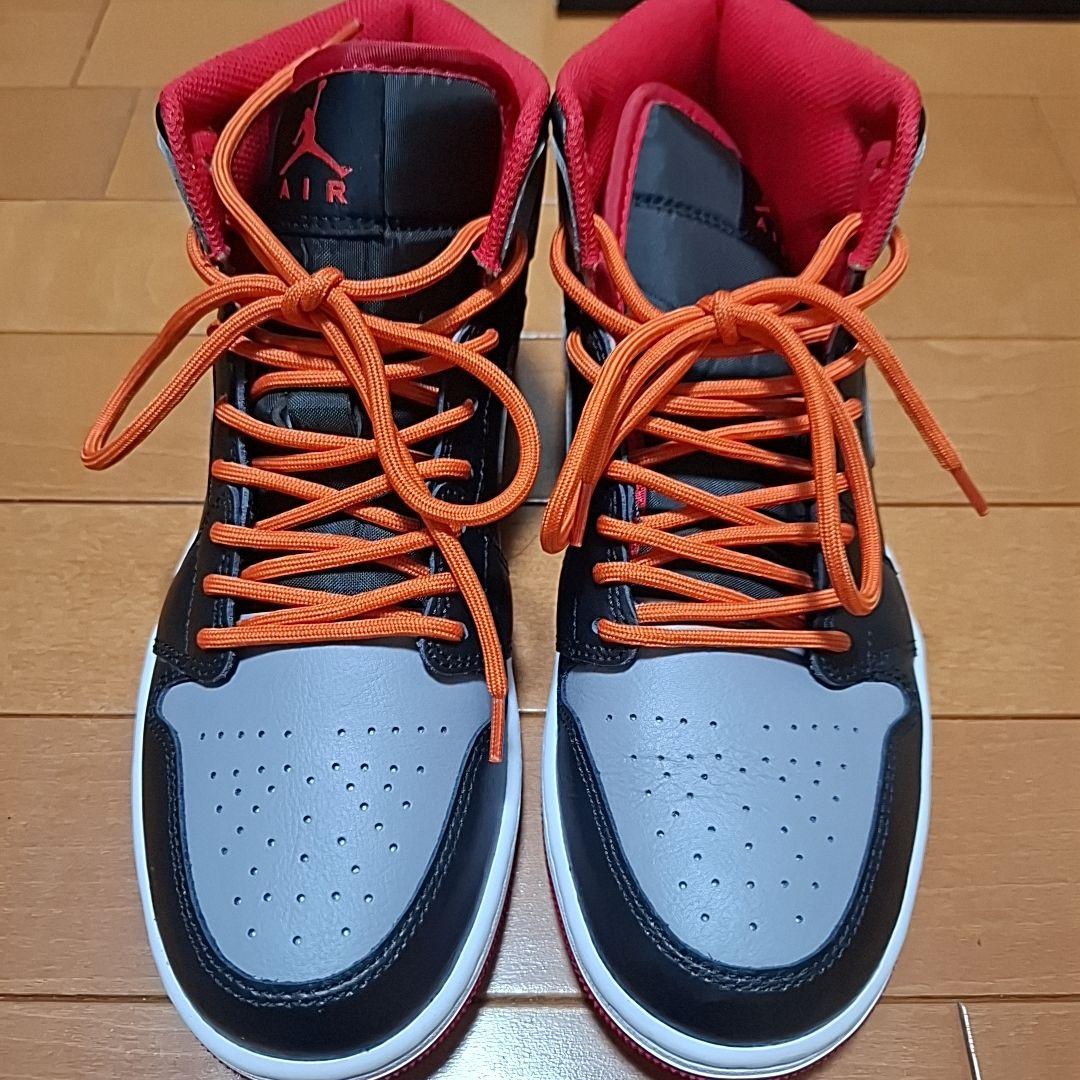 AIR JORDAN 1 MID ブラック/セメントグレー/ファイアレッド7.5