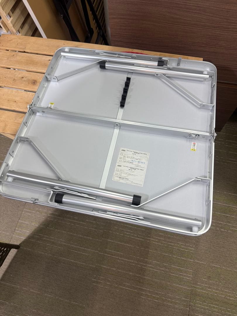 【美品】Coleman ナチュラルモザイク　リビングテーブル　60プラス