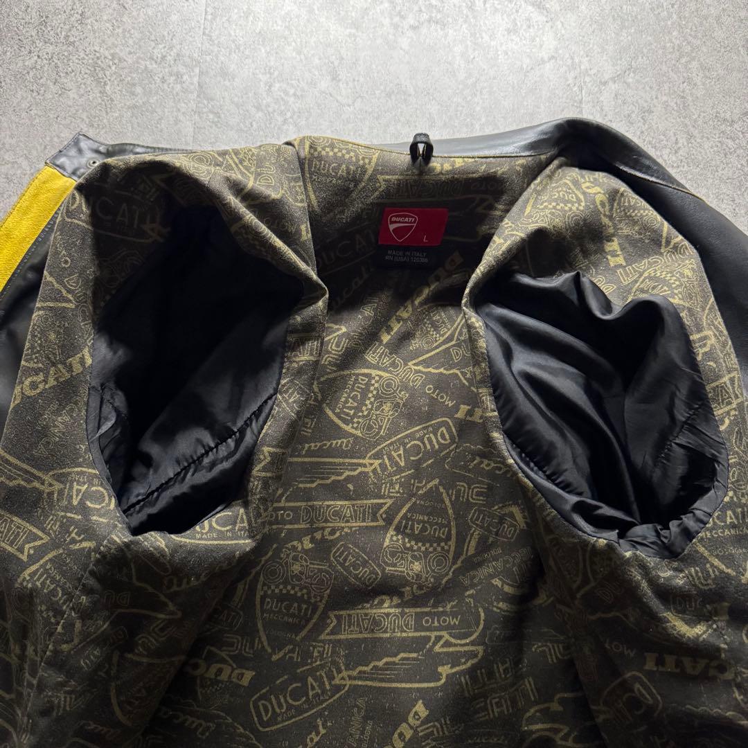 【絶品】Ducati ドゥカティ　L ライダースジャケット　ワッペン　短丈　黒