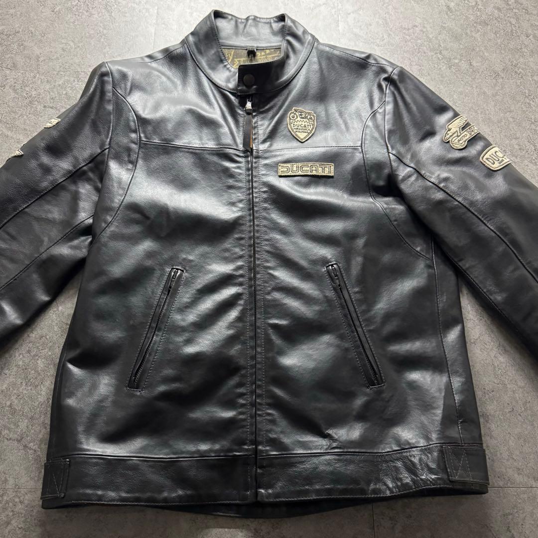 【絶品】Ducati ドゥカティ　L ライダースジャケット　ワッペン　短丈　黒