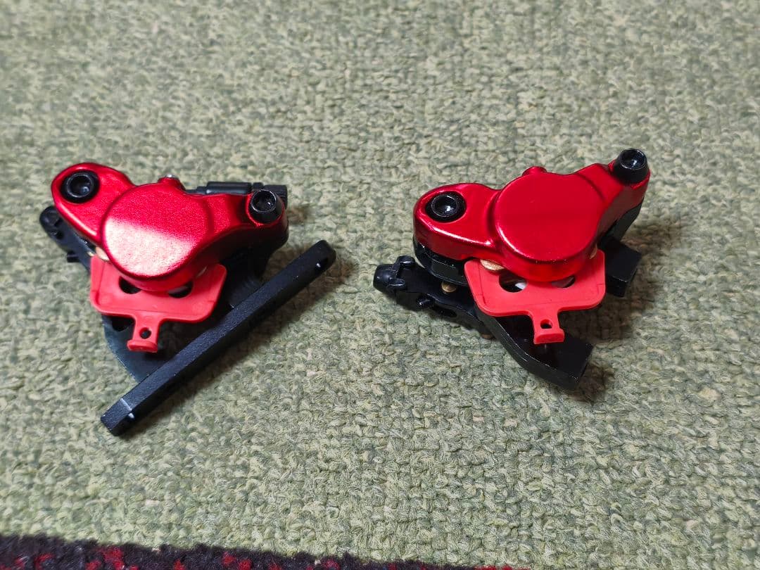 iiipro ハイブリッドブレーキキャリパー　ディスクローター予備メタルパッド