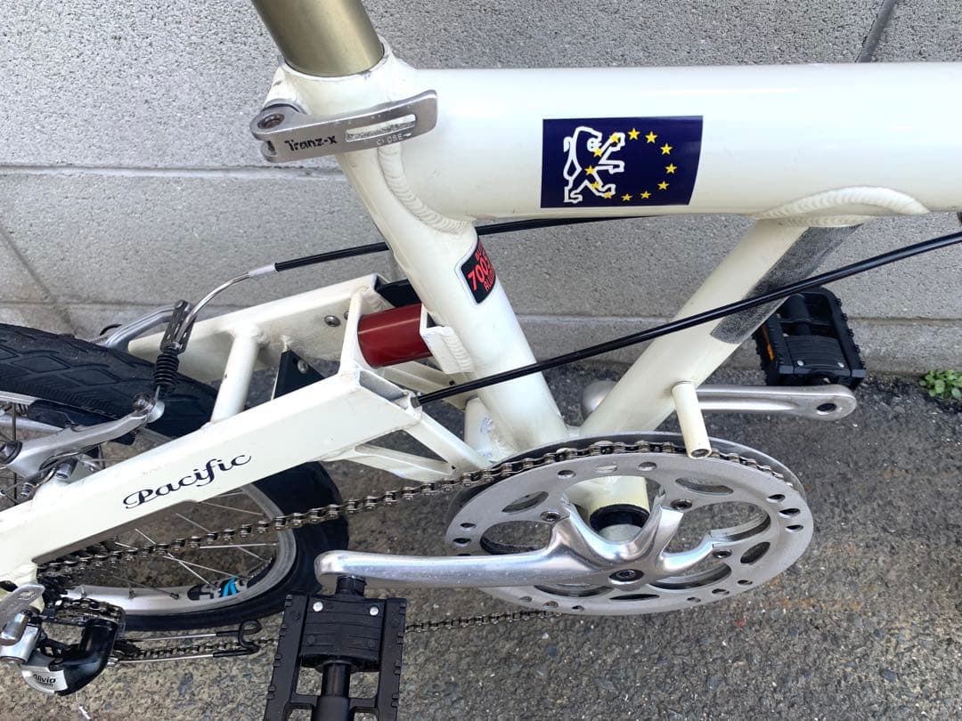 送料無料PEUGEOT折り畳み自転車SHIMANO 8速 18インチZJ8001