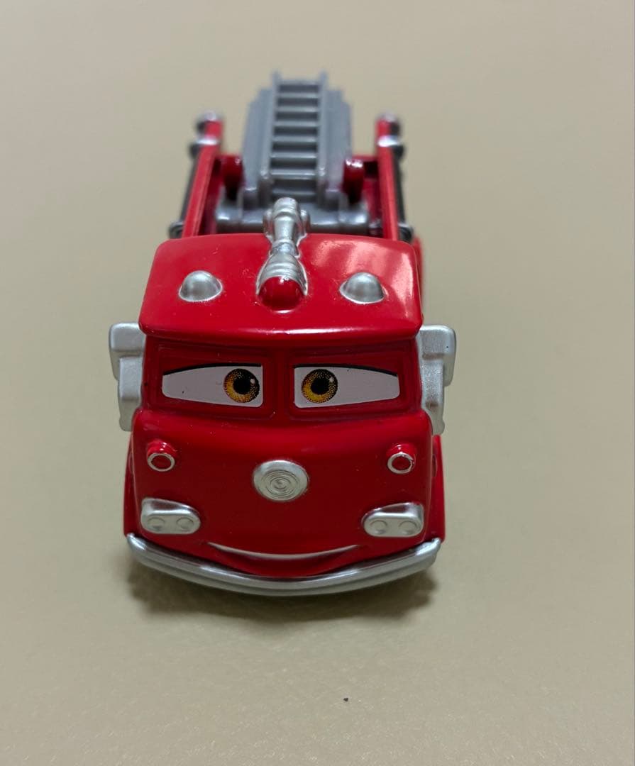 トミカ　カーズ　ミニカー　まとめ売り　15台