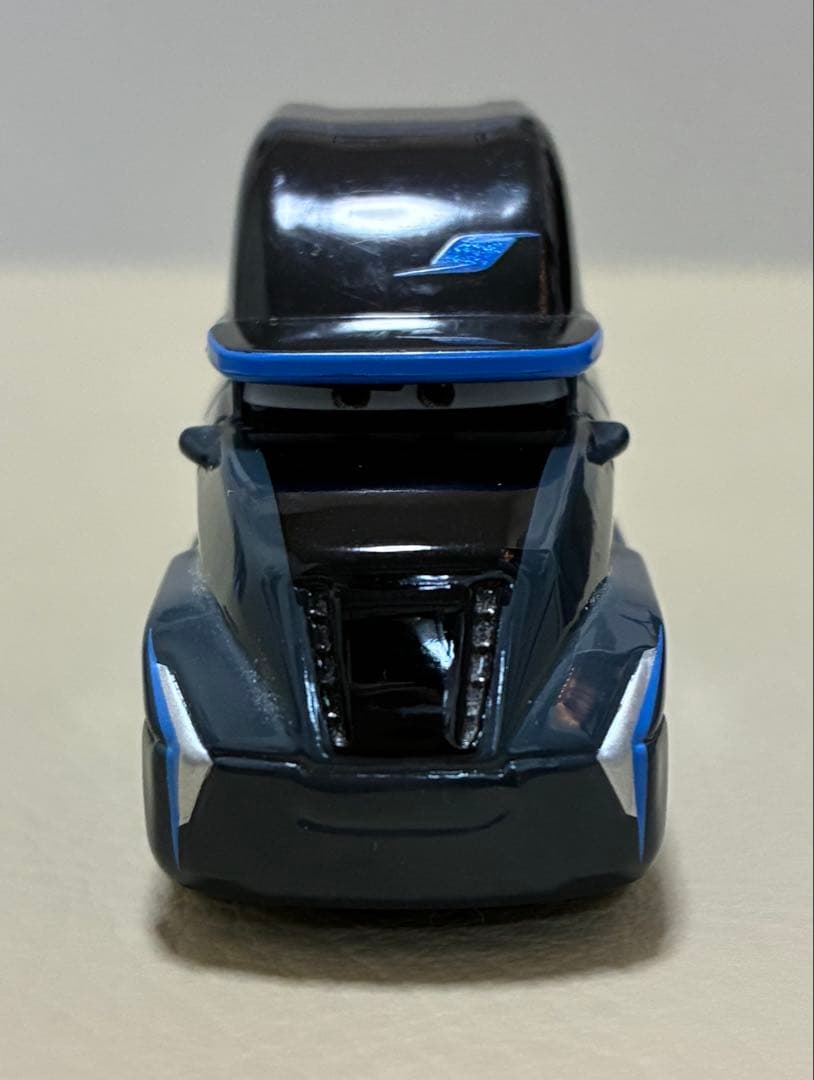 トミカ　カーズ　ミニカー　まとめ売り　15台