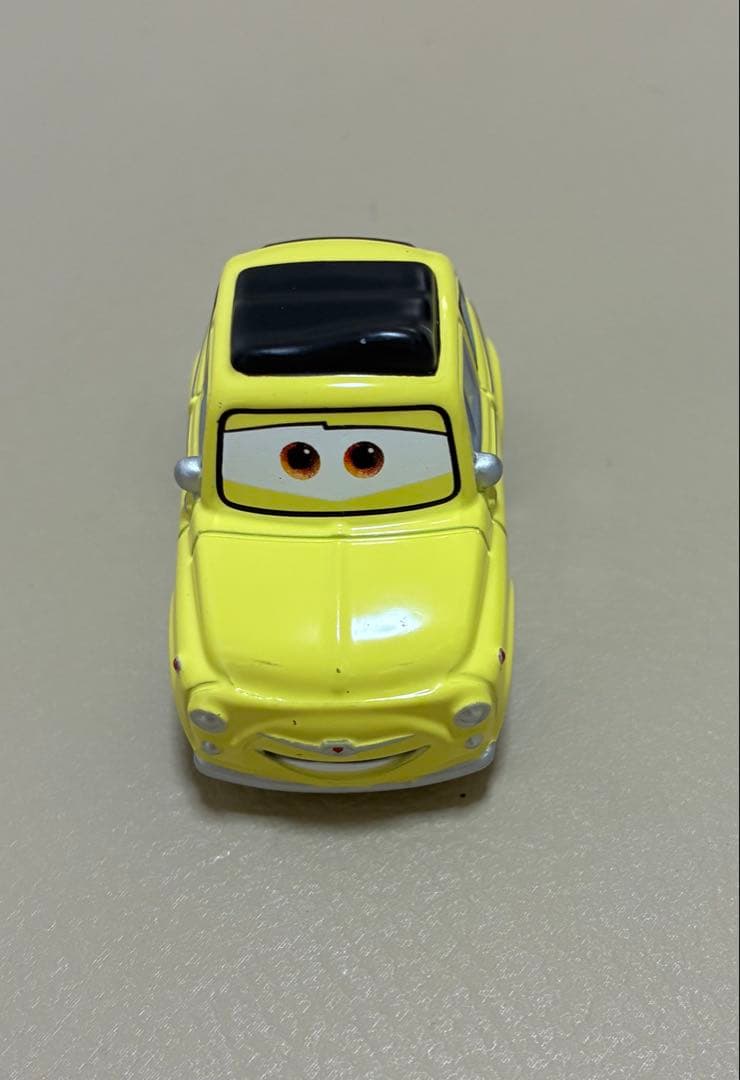 トミカ　カーズ　ミニカー　まとめ売り　15台