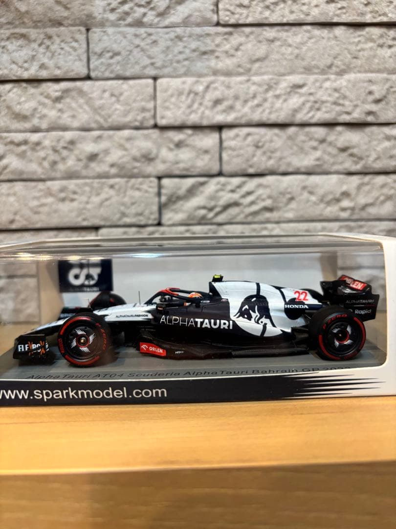 スパーク 1/43 2023 Bahrain アルファタウリ AT04 角田裕毅