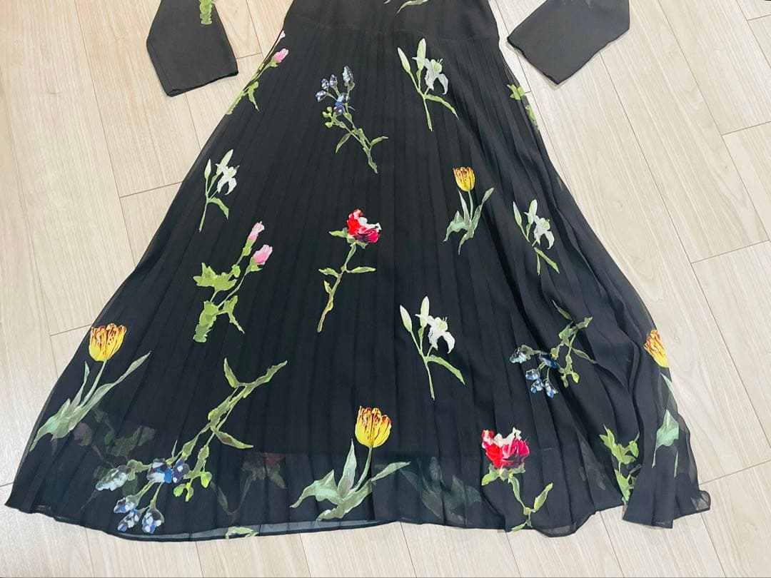 アメリ　花柄ワンピース