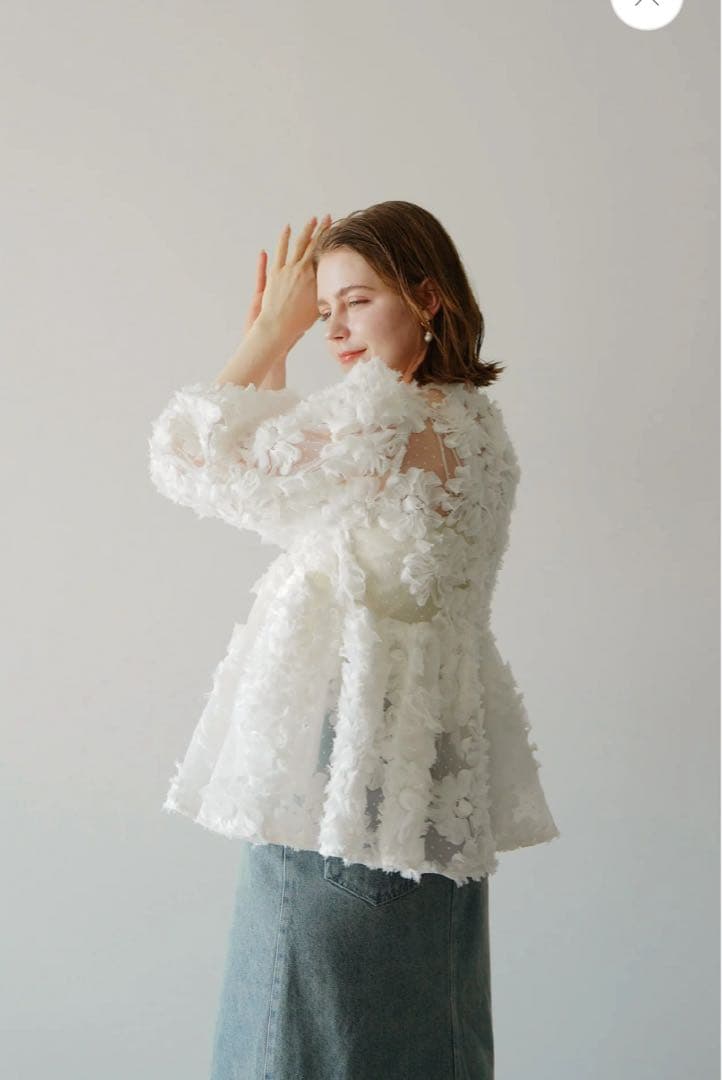 トップス Acka. flower peplum blouse / white
