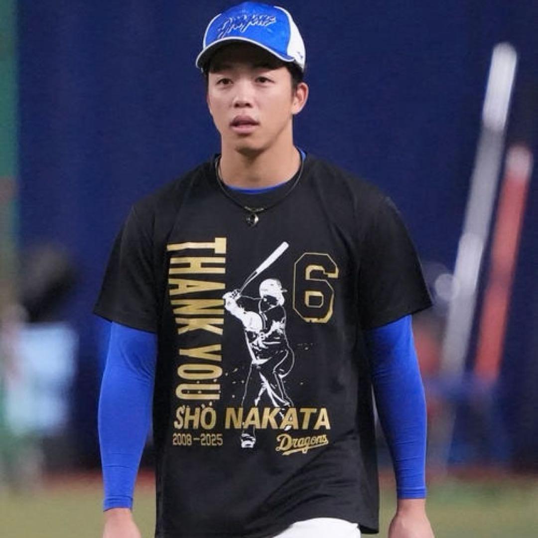 【新品未使用】中田翔 引退記念 Tシャツ XL