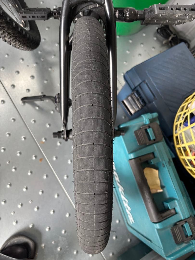 SUBROSA BMX 20インチ　ブラック　引取り限定