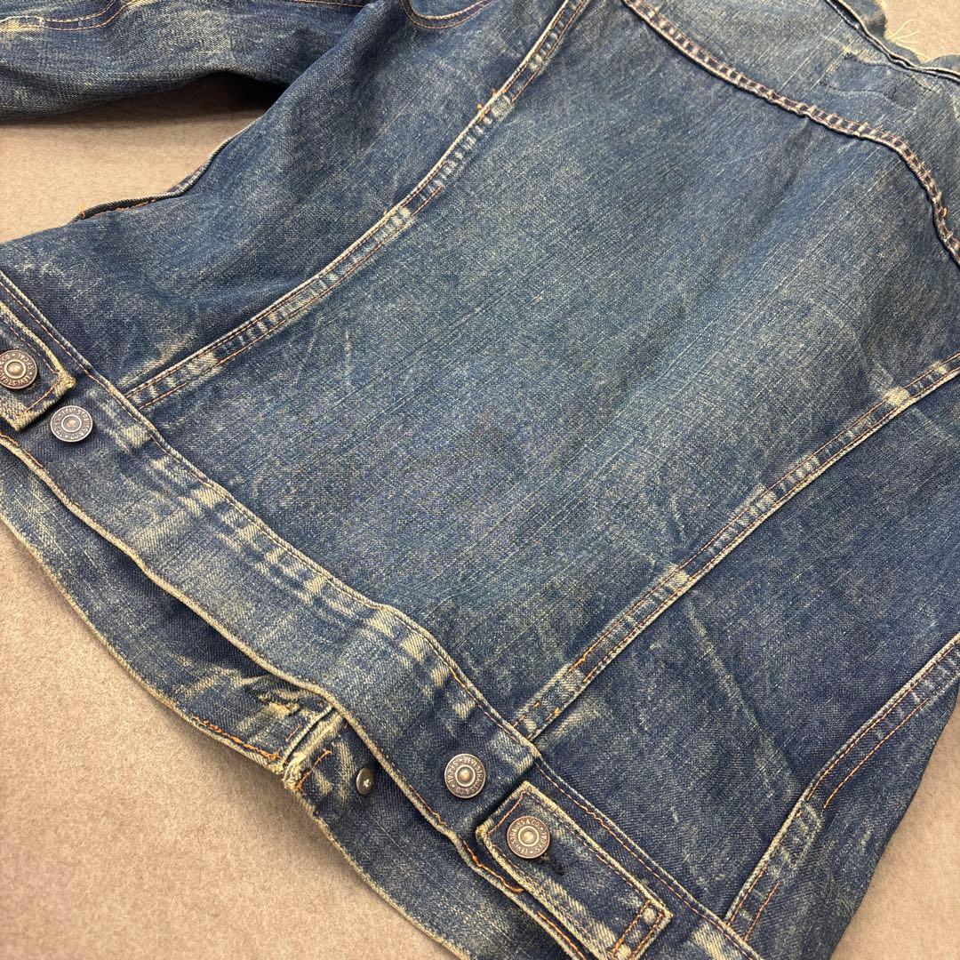 Levi's ダメージ注意！　70505