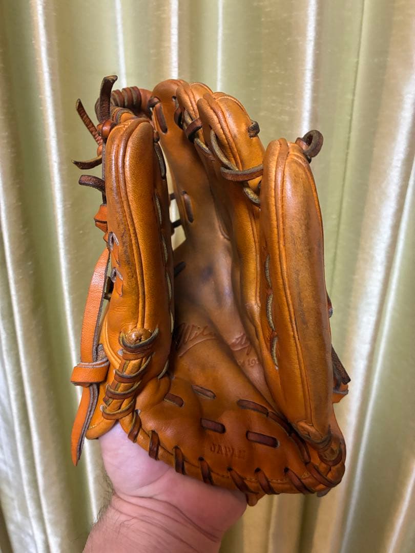 Wilson 硬式グローブ　内野用