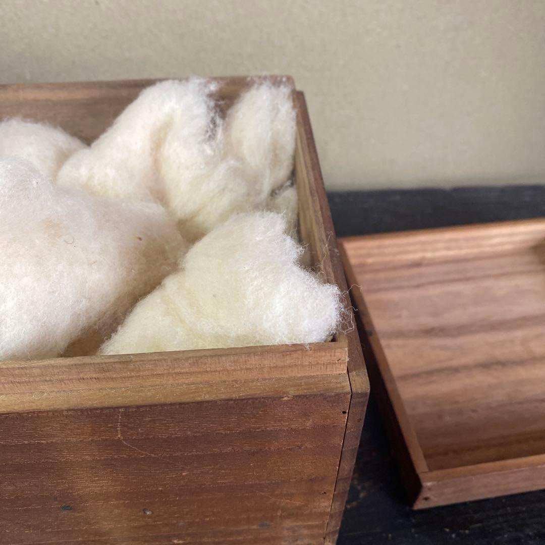 専用　中国古玩　青磁魚文器　10cm8cm