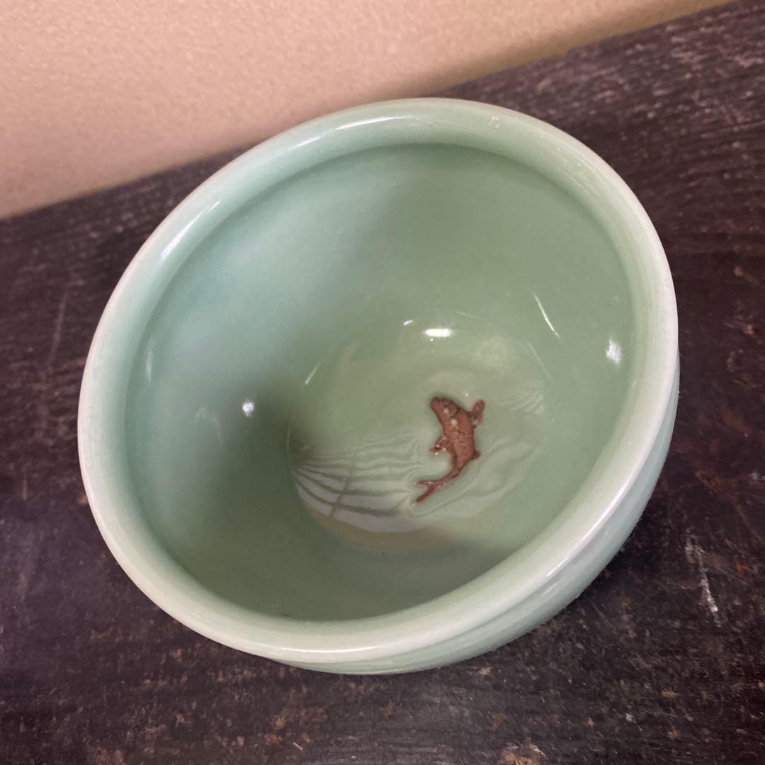 専用　中国古玩　青磁魚文器　10cm8cm