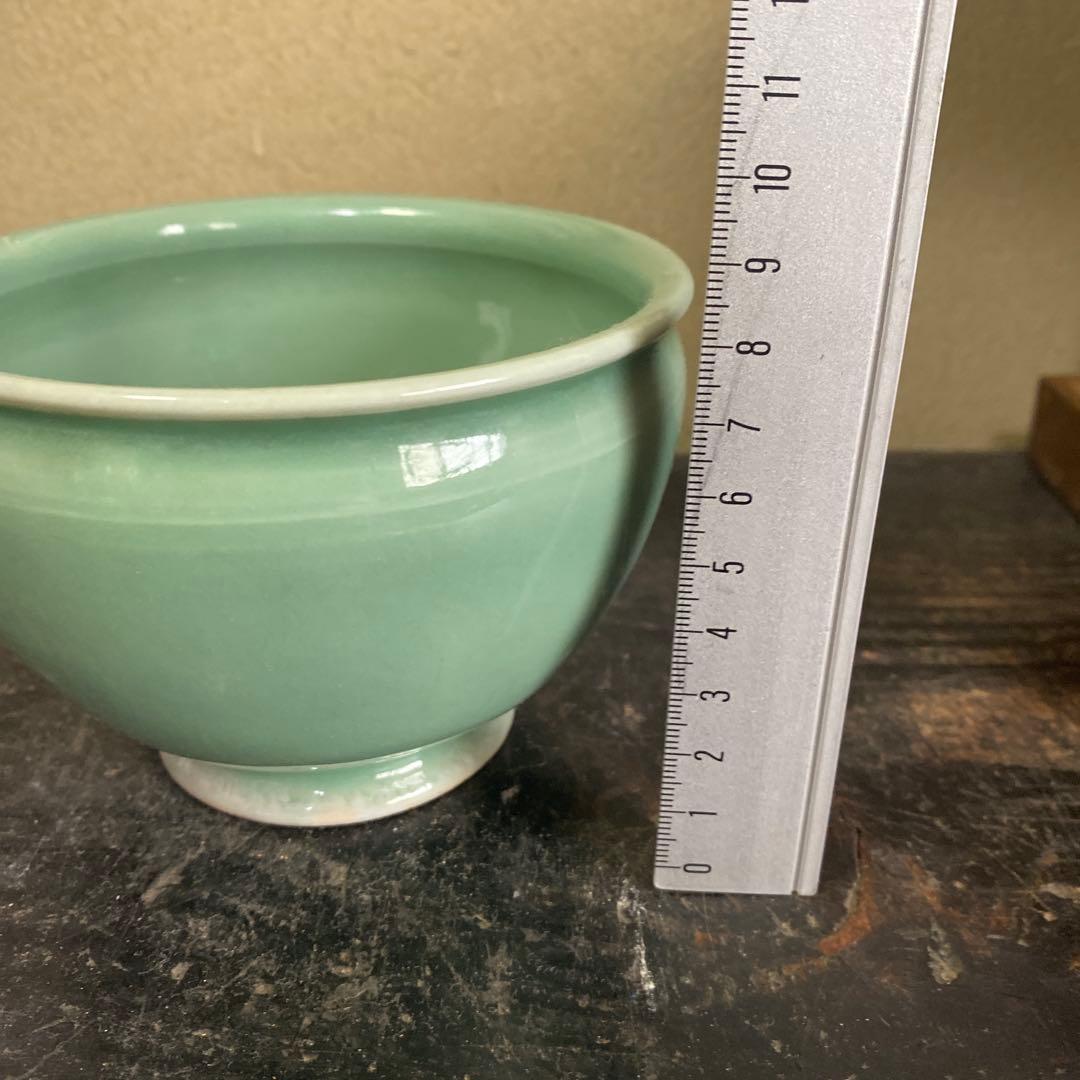 専用　中国古玩　青磁魚文器　10cm8cm
