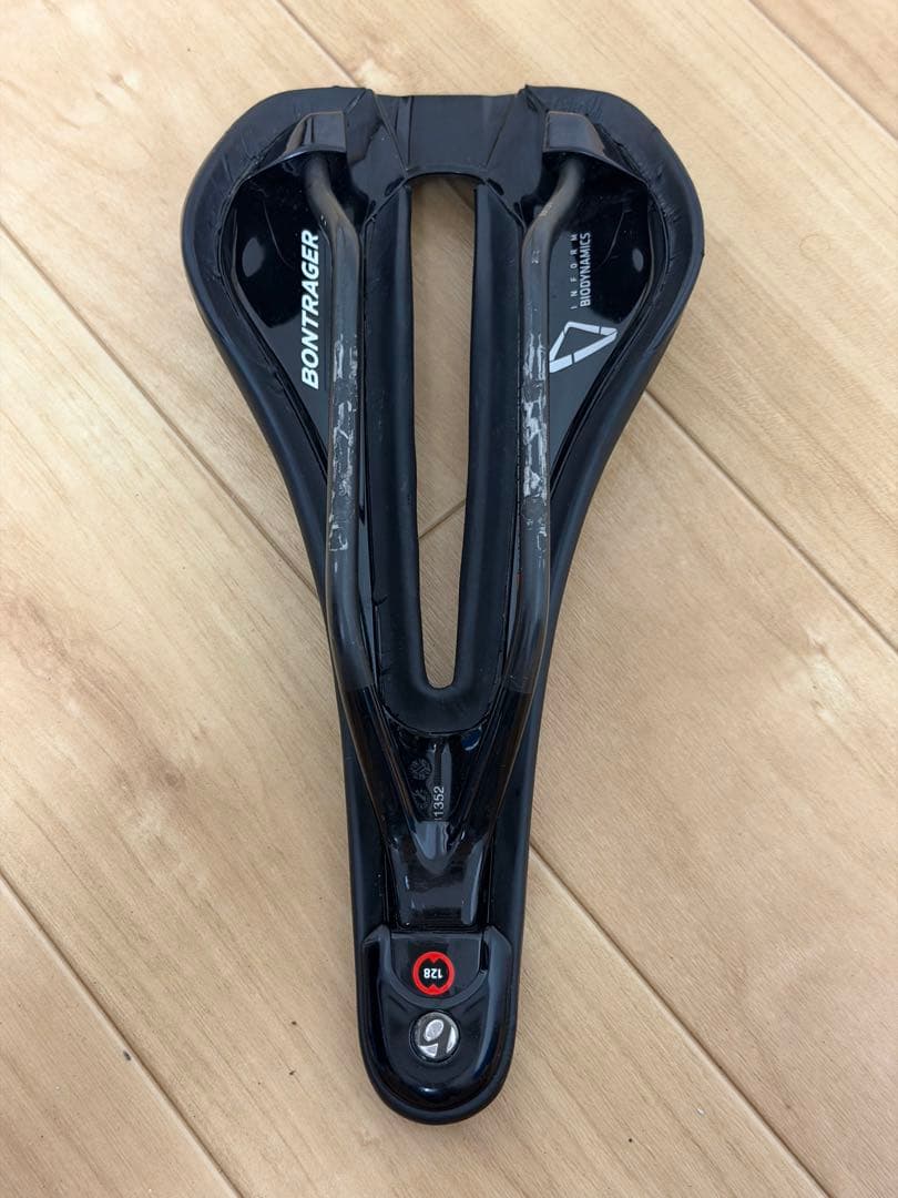 BONTRAGER MONTROSE PRO カーボンサドル